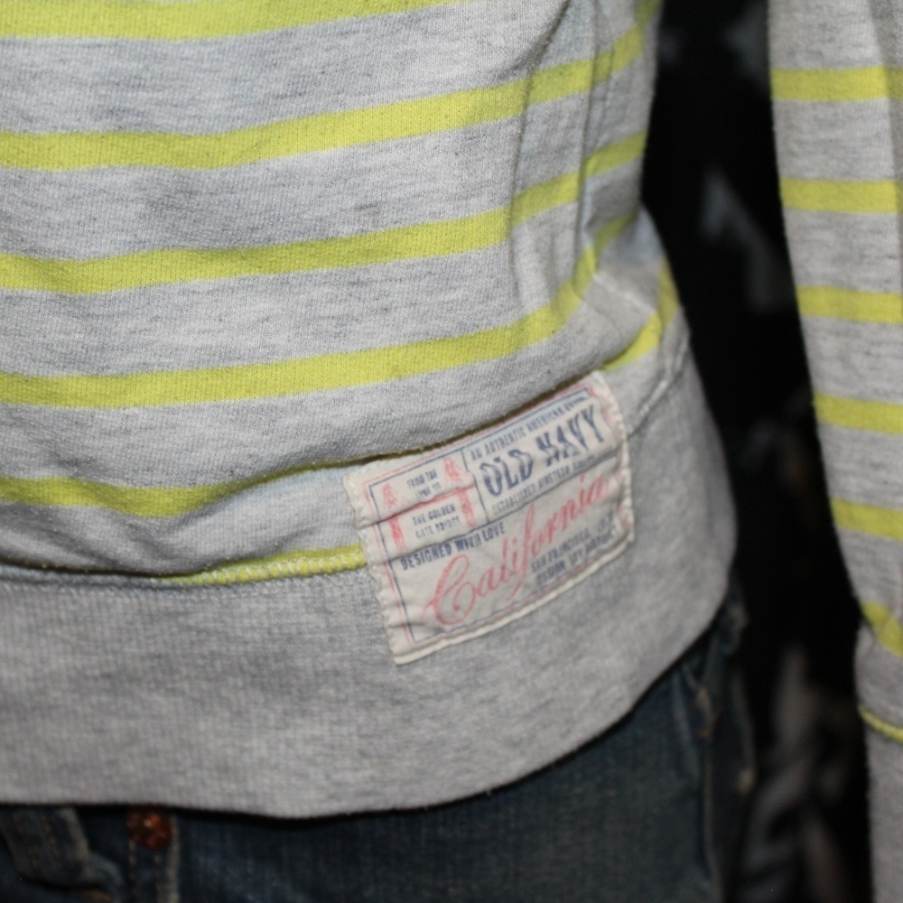 Old Navy Striped Sweater - Picture 5 of 5